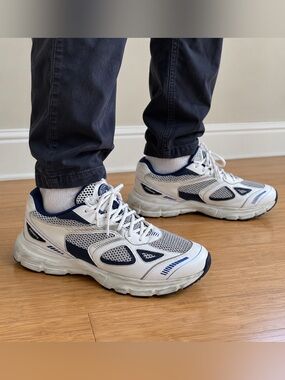 Axel Arigato Marathon Runner White Navy Men’s Sneakers Size 11